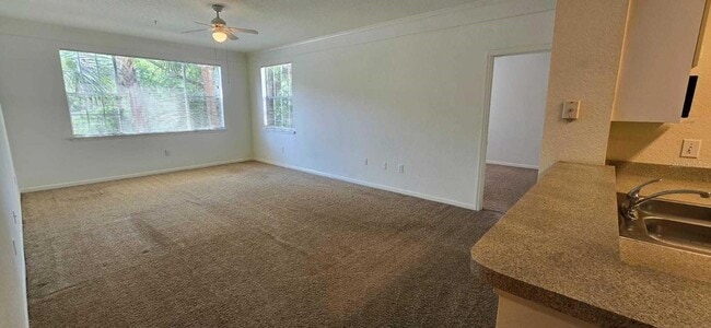 Building Photo - 17104 Carrington Park Drive Unit 517