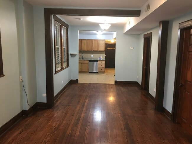 Foto del edificio - 3043 W Belden Ave