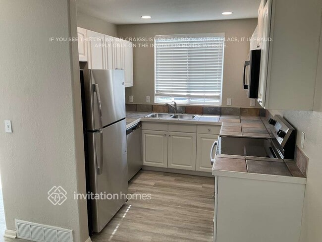 Foto del edificio - 1621 Gibralter St