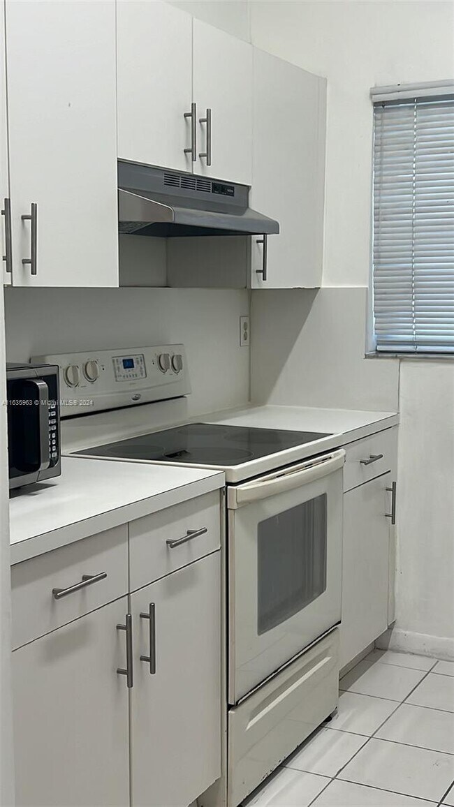Foto del edificio - 15315 SW 76th Terrace