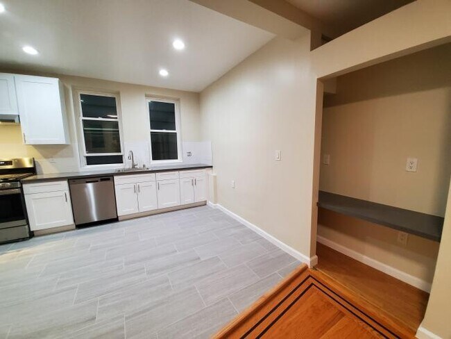 Building Photo - 1 bedroom in San Francisco CA 94115