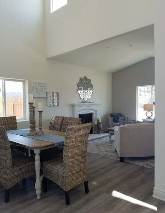 Building Photo - Beautiful 4 Bedroom 3 Bath home on a cul-de-sac In Arroyo Grande