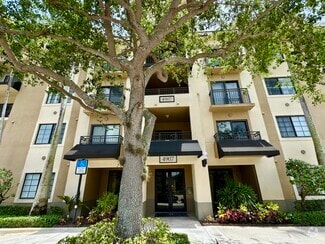 Building Photo - 4907 Midtown Ln
