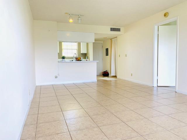 Building Photo - 6284 La Costa Dr