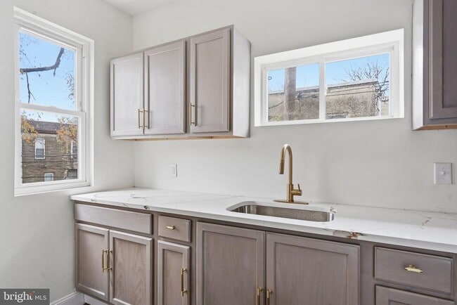 Foto del edificio - 2302 N 18th St