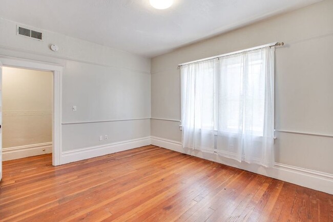 Foto del edificio - Classic 2BD/1BA in Hayes Valley