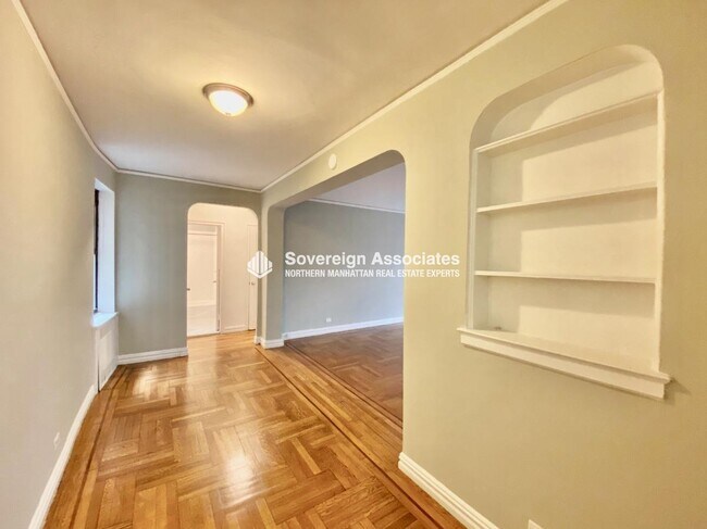 Foto del edificio - 560 West 218th Street