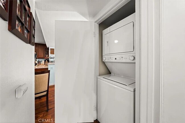 Foto del edificio - 1480 W Edgehill Rd