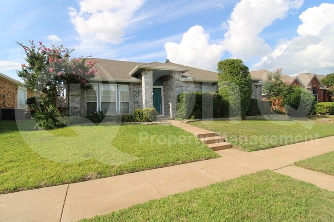Building Photo - 4410 San Mateo Ln