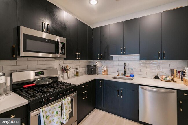 Foto del edificio - 2428 Jasper St