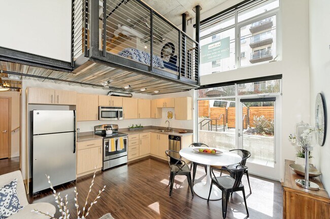 Foto del edificio - 500 Belmont Ave E