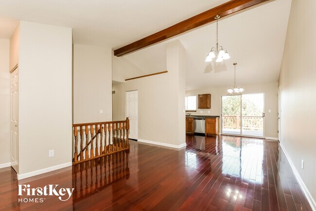 Foto del edificio - 120 Bonnybridge Ct
