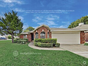 Building Photo - 1001 Ridgecrest Dr