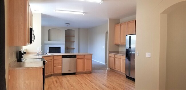 Building Photo - 3 Bedroom + Loft with Main Floor Office and 3 Car Garage!