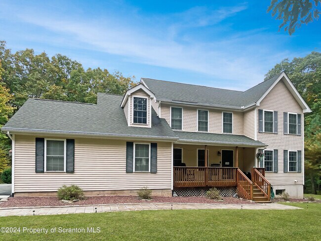 Building Photo - 135 Marquise Dr
