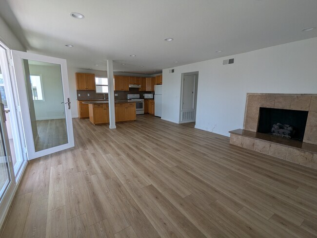 Foto del edificio - 3112 Manhattan Ave