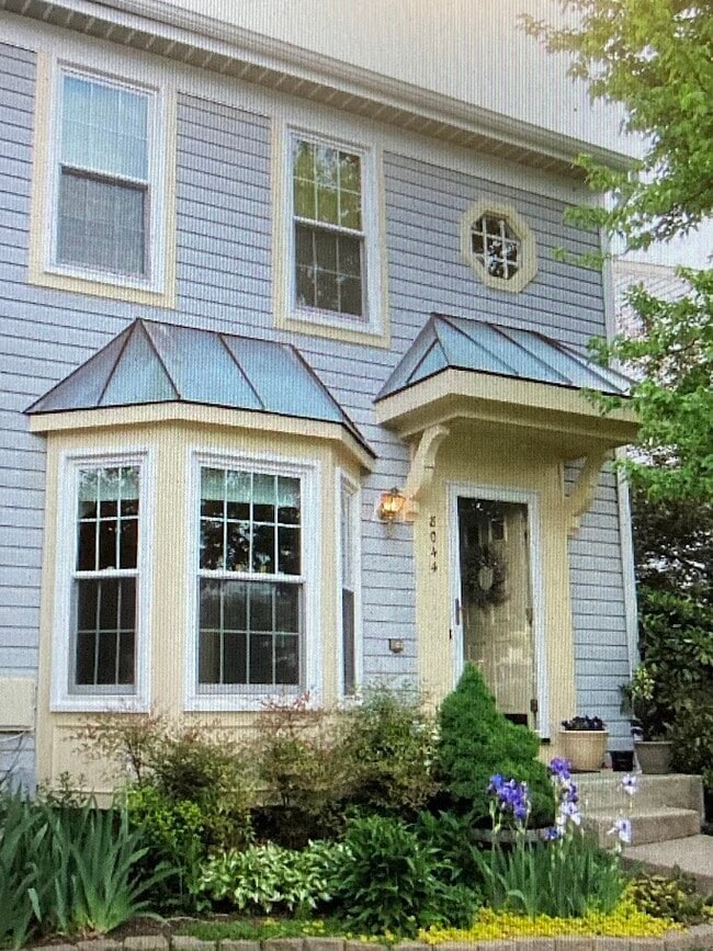 Building Photo - 8044 Brightwood Ct