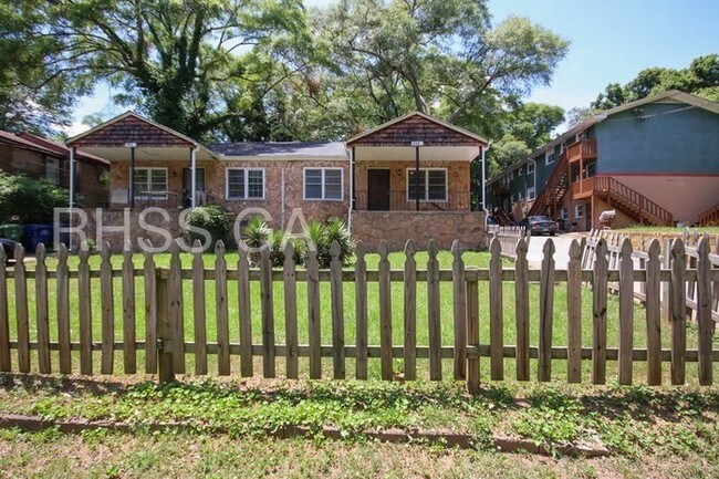 Foto del edificio - 389 Holderness St SW