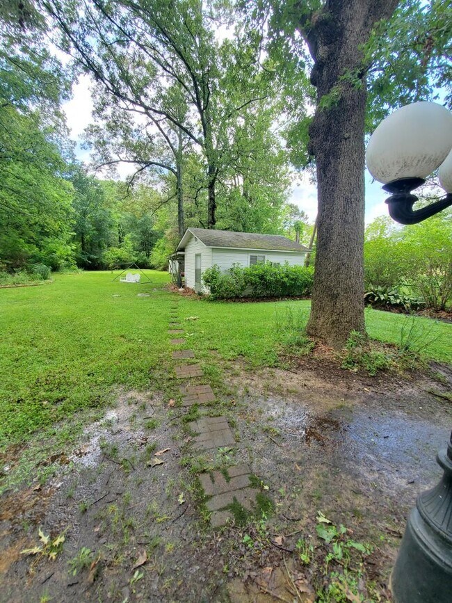 6106 Mer Rouge Rd, Bastrop, LA 71220 House Rental in Bastrop, LA