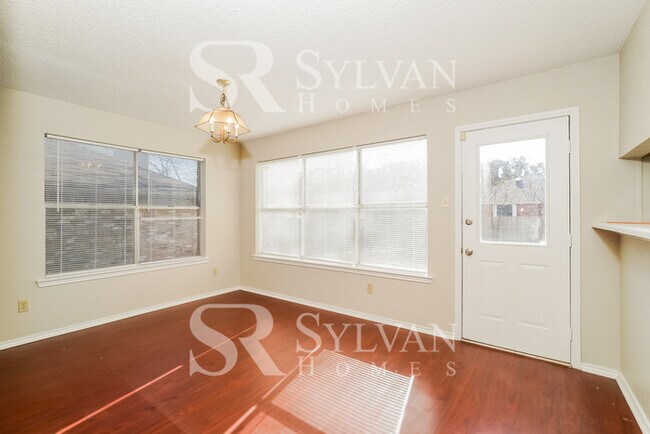 Foto del edificio - You deserve a Higher Quality of Living.