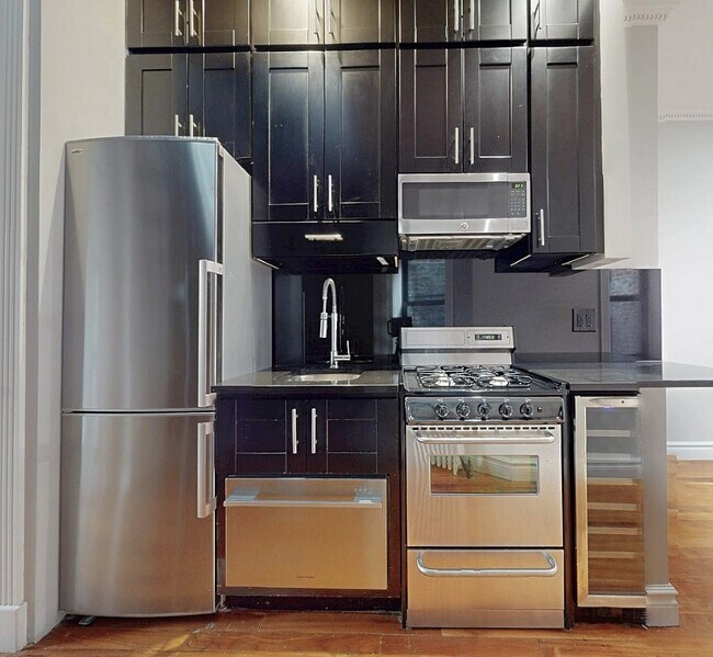 Foto del edificio - East 10th Street