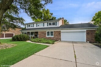 Building Photo - 48 Kingston Dr