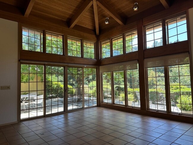 Building Photo - 25228 La Loma Dr