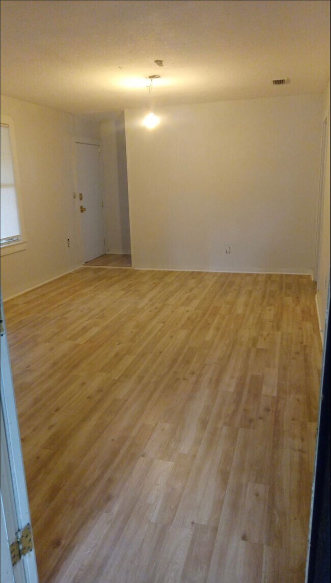 Foto del edificio - 1035 Maynard St