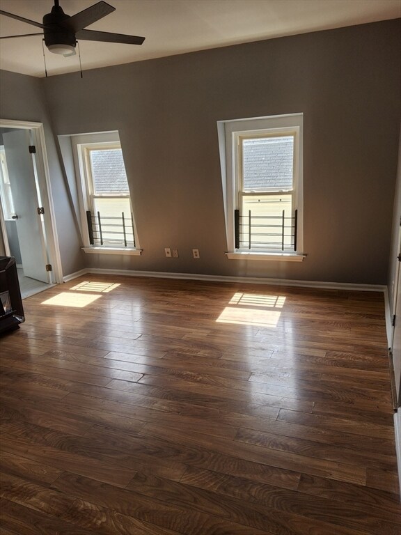 Building Photo - 112 Seabury St