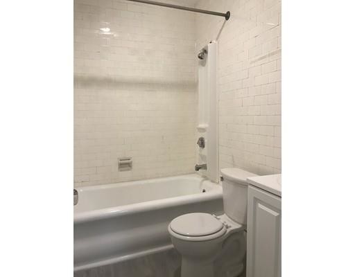 Foto del edificio - 122 Bowdoin St
