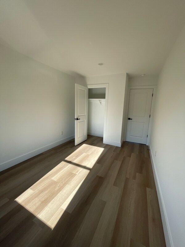 Foto del edificio - 44 Beverly Hills Dr