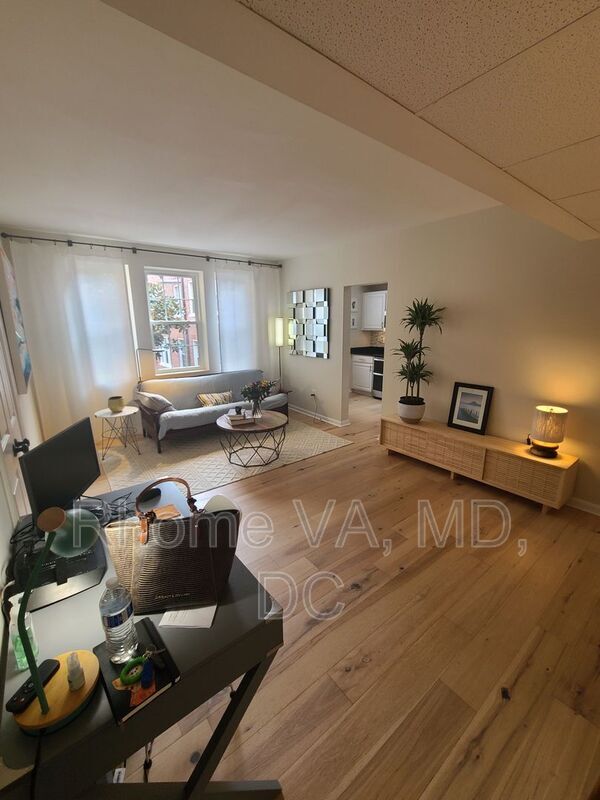 1909 Key Blvd Unit 552, Arlington, VA 22201 Condo for Rent in