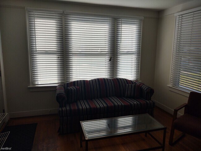 Foto del edificio - 2 br, 1 bath House - 2128 Dorchester Road