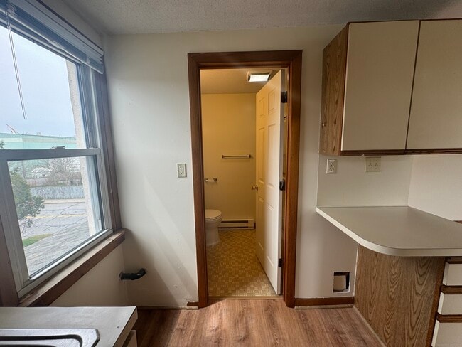Building Photo - 49 Ledyard Ave