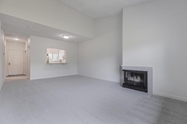 Building Photo - 4681 Albany Cir