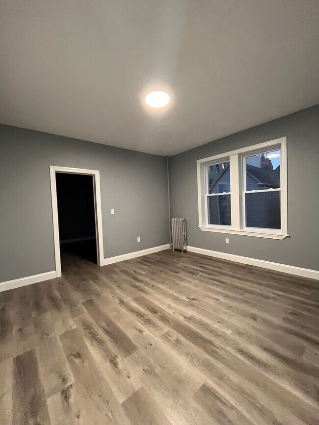 42 W 29th St Unit 2 - 40 W 29th St