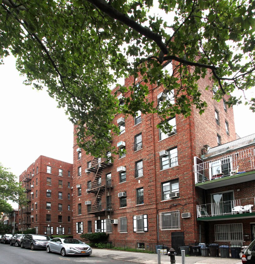 Foto principal - 1245 50th St