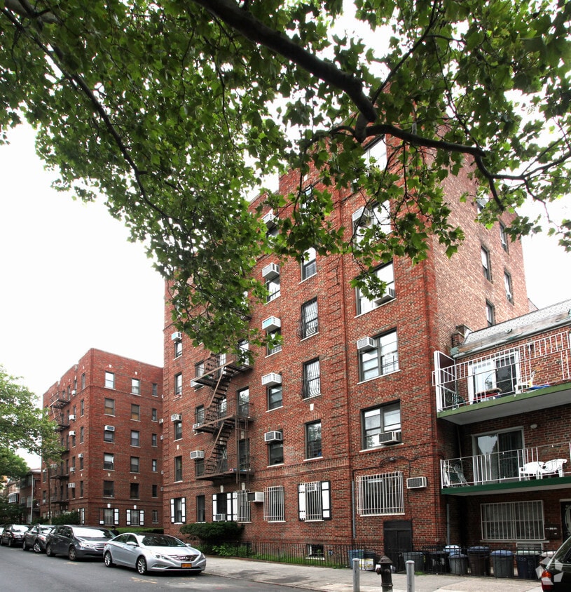 Primary Photo - 1245 50th St