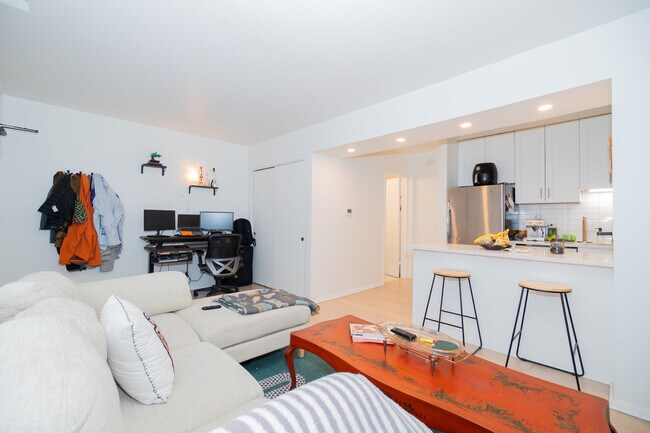 Foto del edificio - 455 W Grant Pl