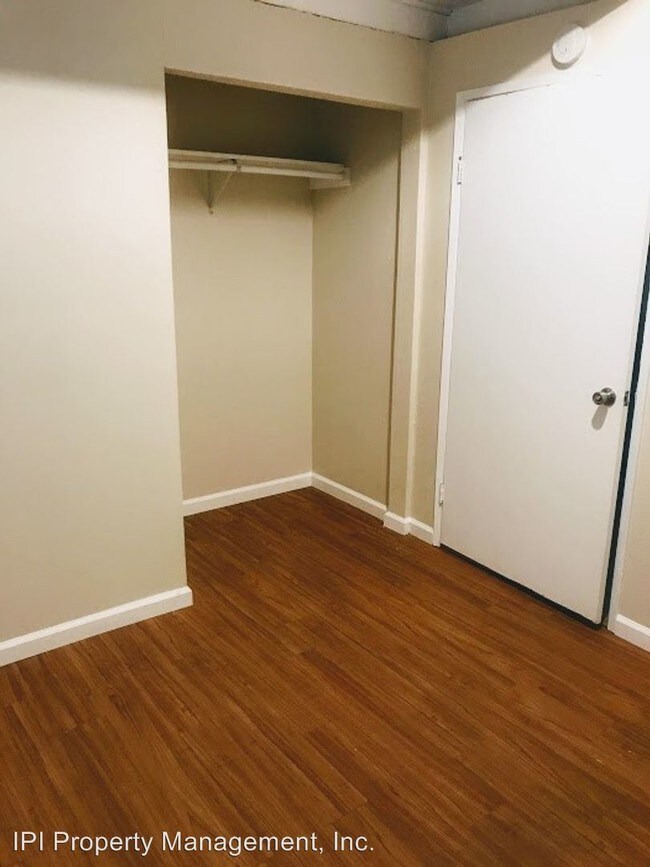 Foto del edificio - 1968-1972 Garnet Ave