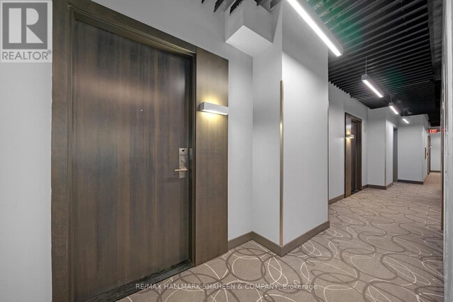 Building Photo - 11 Charlotte St