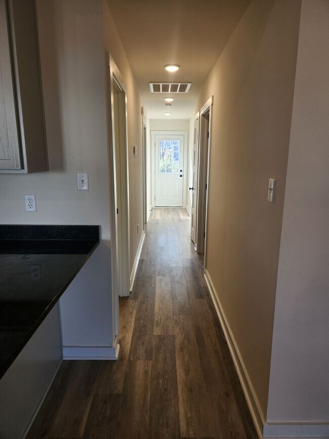 Foto del edificio - New Construction 3 Bed 2 Bath Rancher- Blackstone-Fort Pickett Area