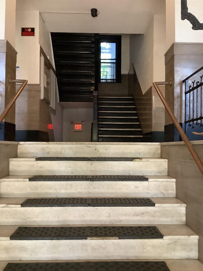 Foto del edificio - 331 79th St