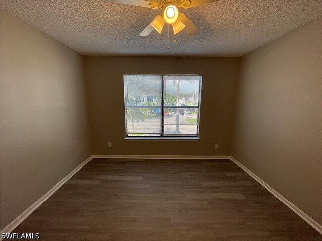 Foto del edificio - 13555 Eagle Ridge Dr