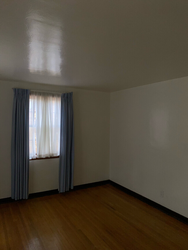 Building Photo - 236 Highland Ave