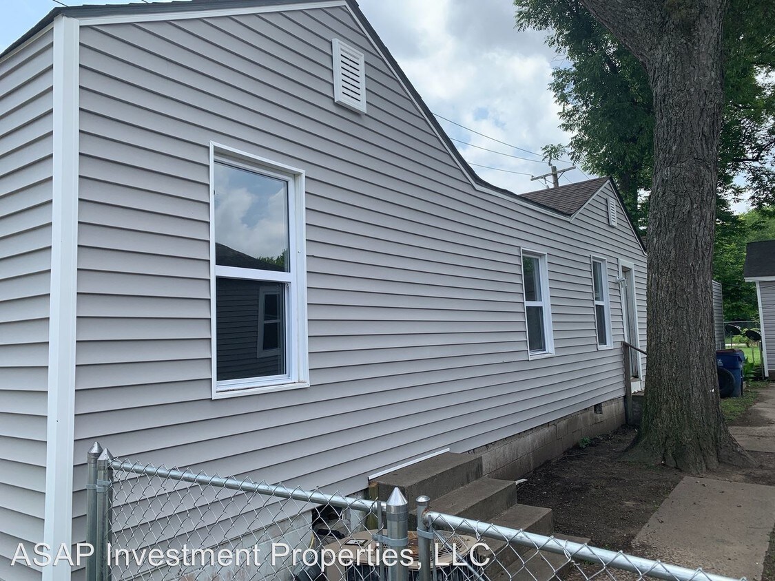 Primary Photo - 2 br, 1 bath Apartment - 2328 N. 32nd Street