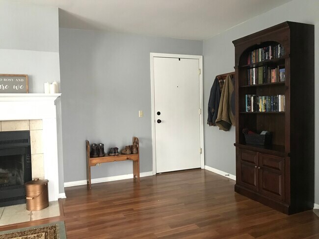 Front door - 6715 Park Edge Dr