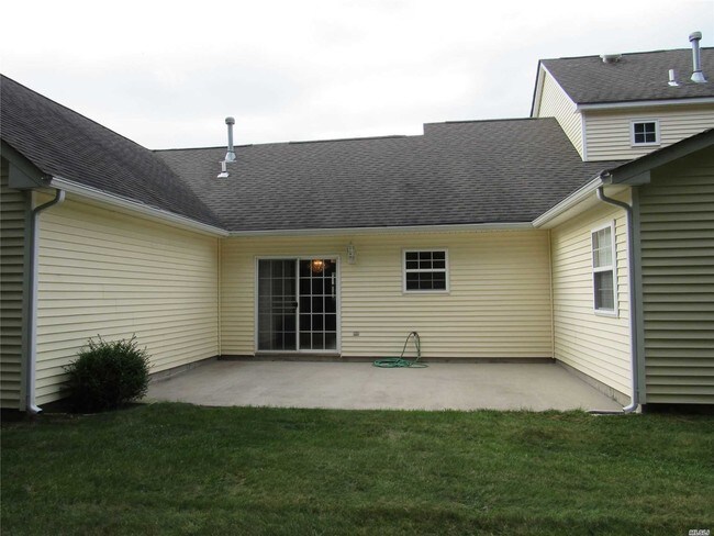 Building Photo - 2702 Amen Corner