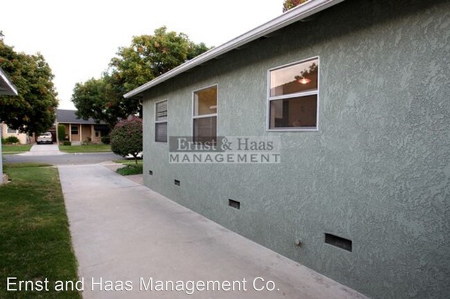 Building Photo - 3 br, 1 bath House - 5517 Briercrest Ave.
