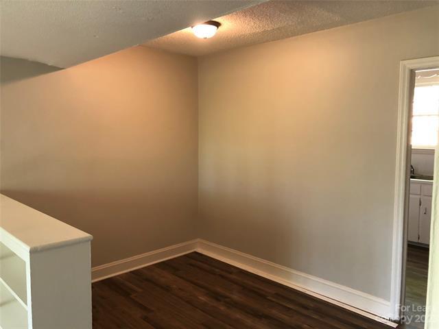 Foto del edificio - 525 W Pine St